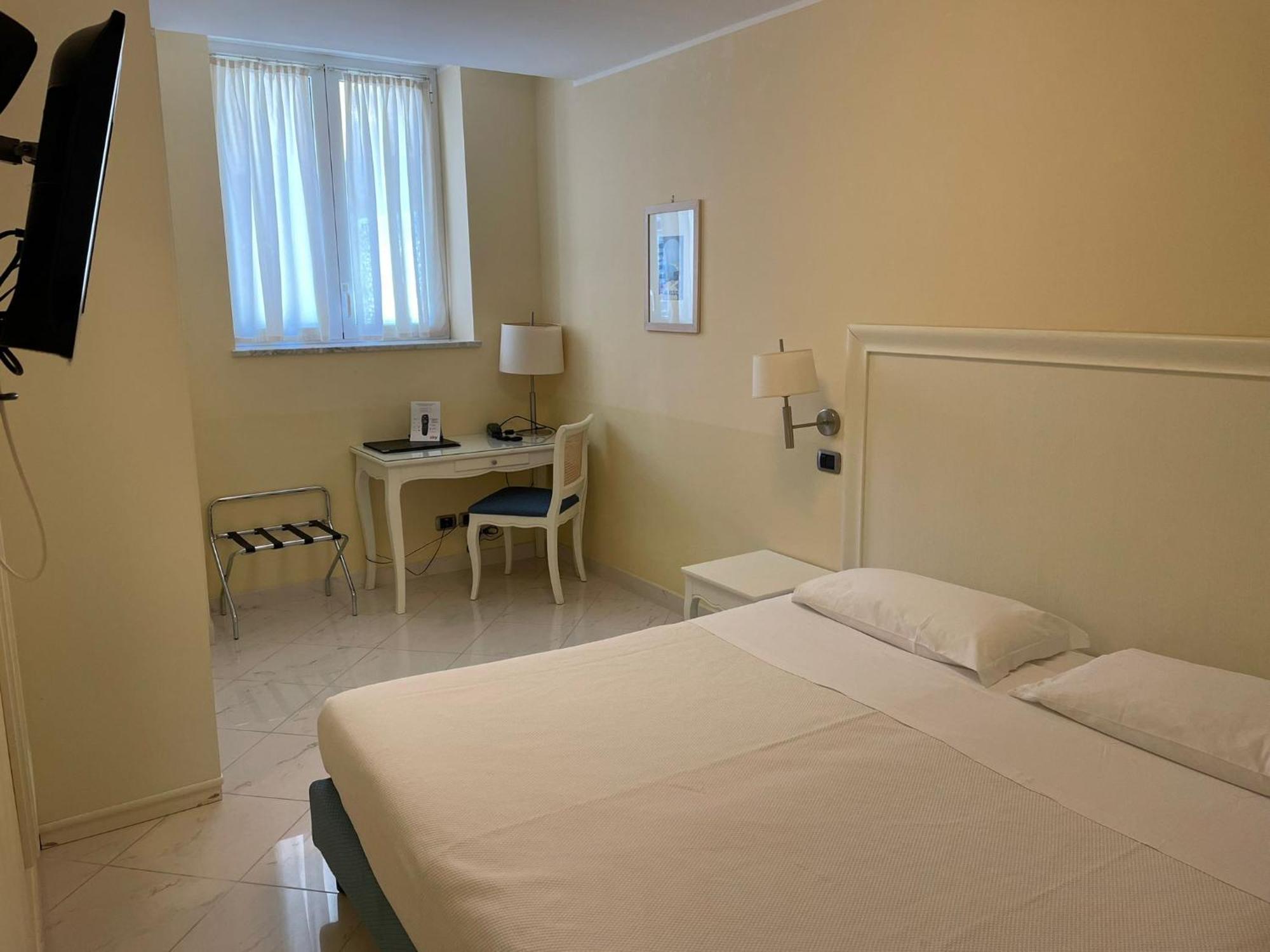 Residence Atlantic Alassio Esterno foto