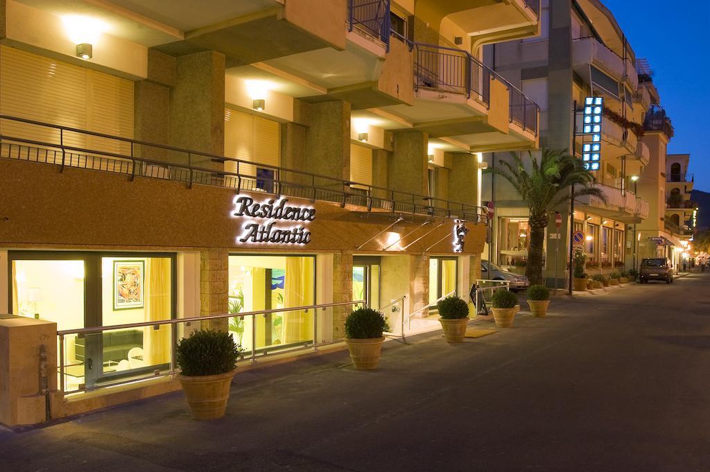 Residence Atlantic Alassio Esterno foto