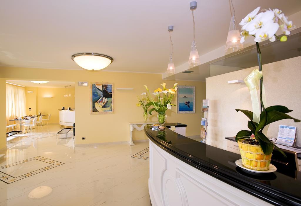 Residence Atlantic Alassio Esterno foto